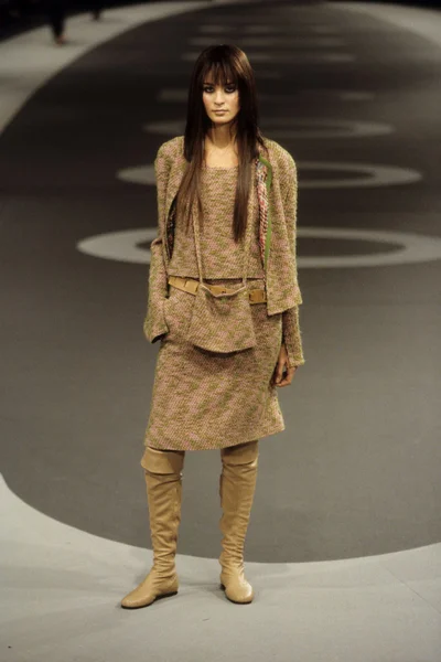 Look 27